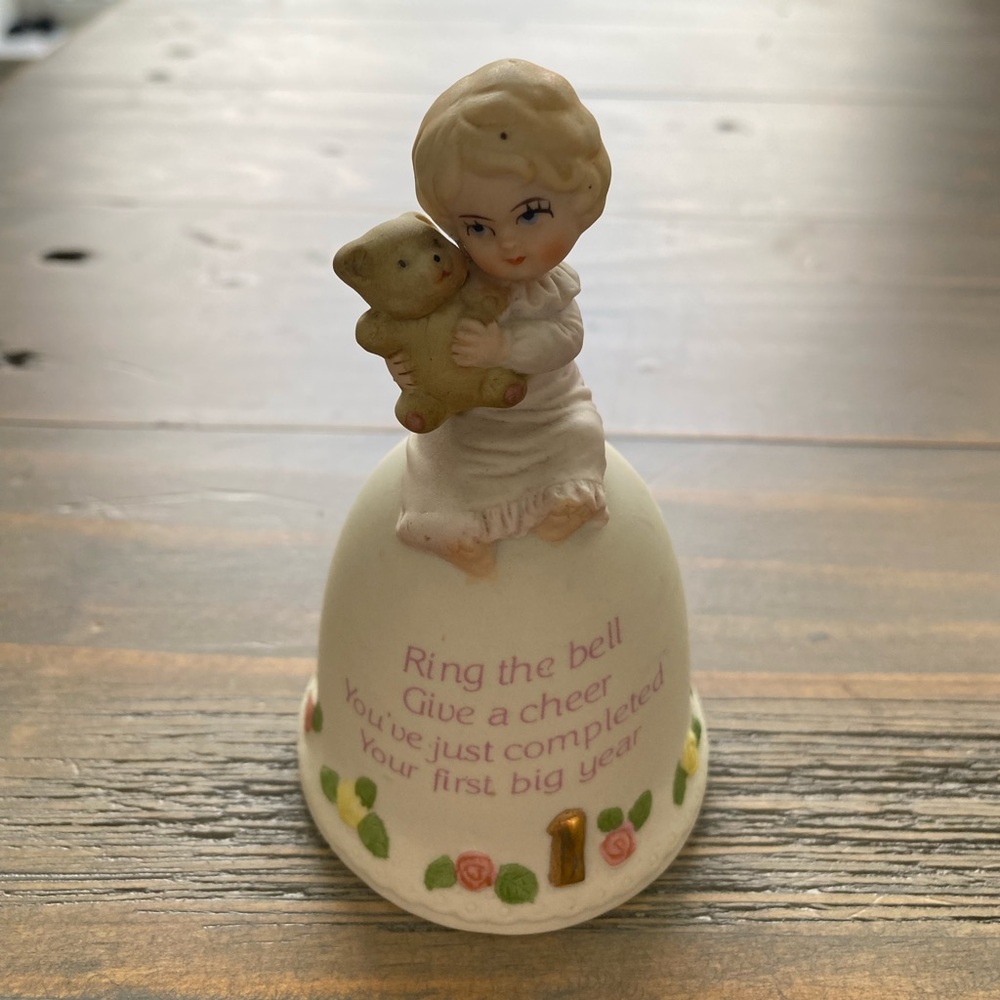 Vintage Enesco growing up birthday doll - age 1